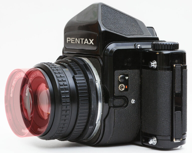 Pentax 67 90mm F2.8, side view © Sasha Krasnov Photography