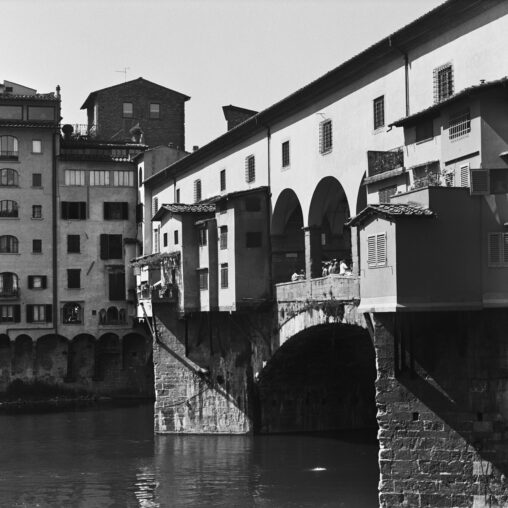 Mamiya-Sekor 105mm F3.5, Ilford Pan F Plus, Ponte Vecchio © Sasha Krasnov Photography